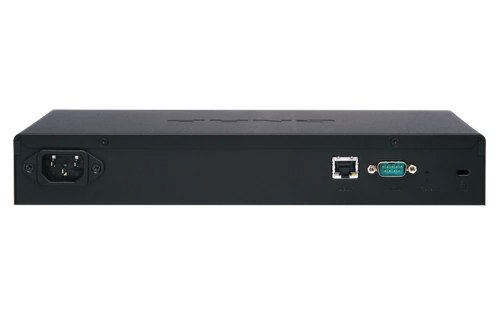 Commutateur QNAP QSW-M1204-4C 1x 1Gb 8x SFP+ 4x RJ-45/SFP+