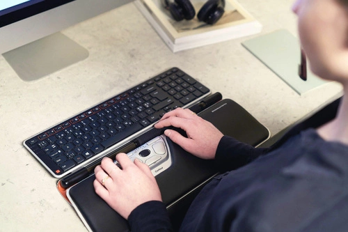 Câblés souris Contour RollerMouse Red Plus CDRMRED10210